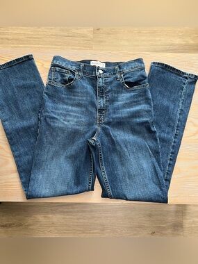 Abercrombie and fitch the 90s straight ultra high rise jean size 26 regular